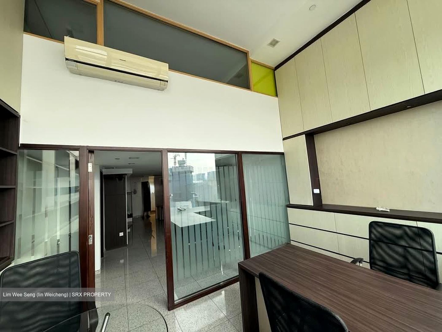 The Central (D1), Office #566874181